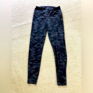 Danskin Black Camo Leggings - Medium